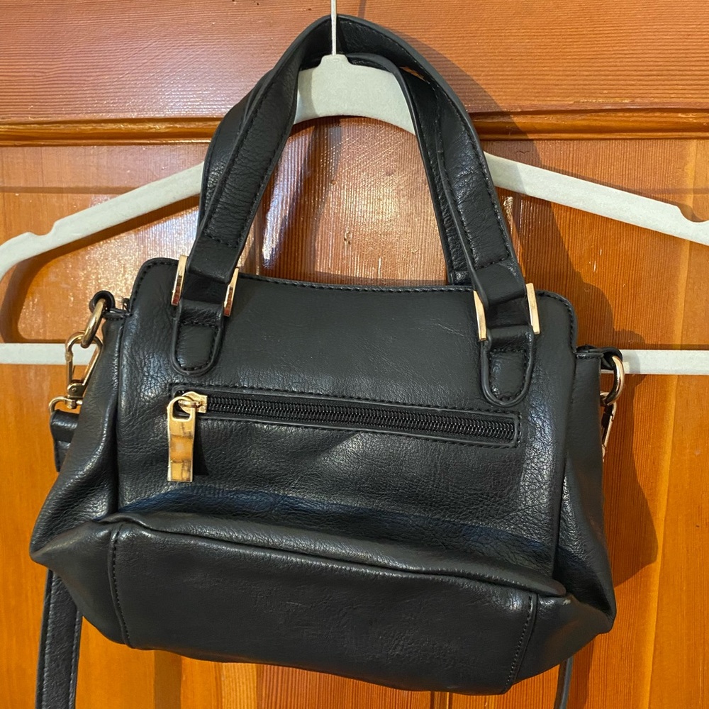 Small boutique purse